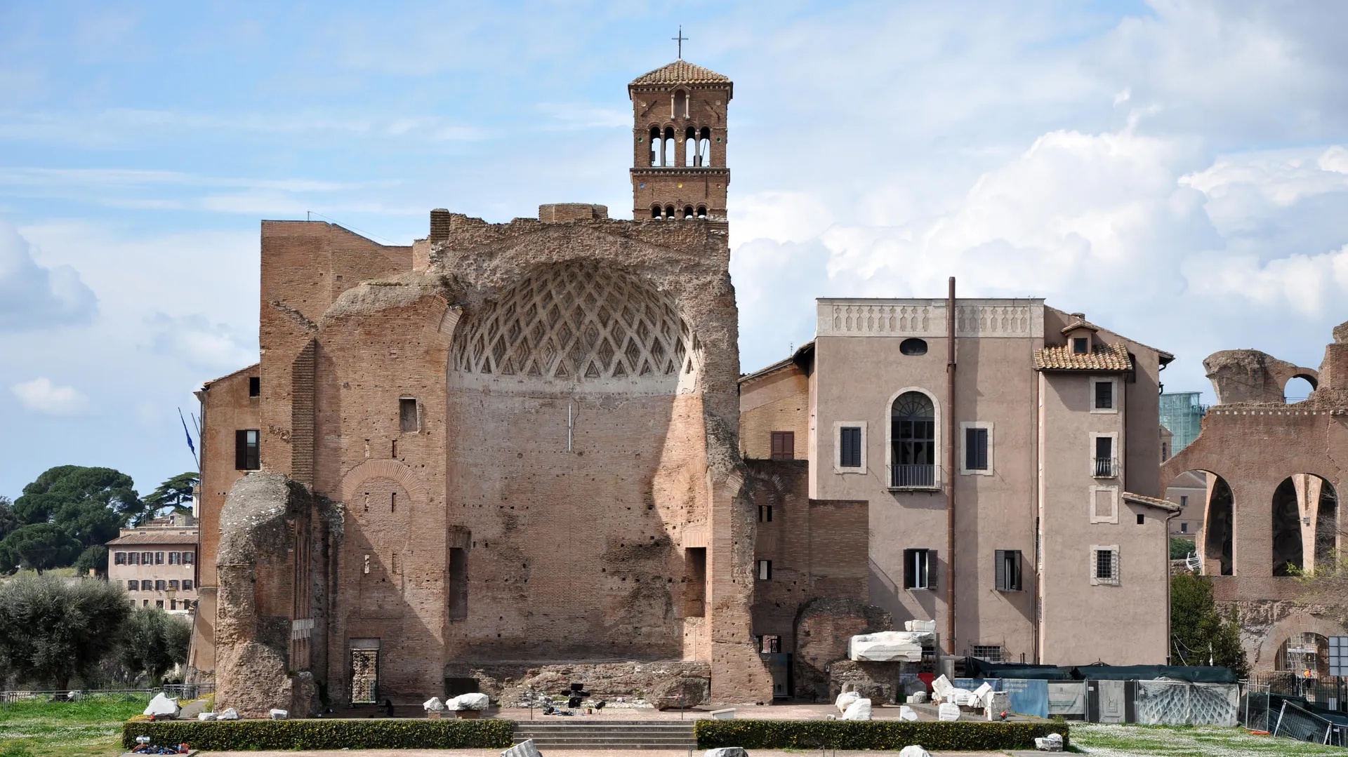 Read more about the article Domus Aurea