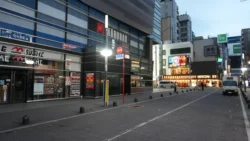 Shinjuku Prince Hotel Svg+xml,%3Csvg%20xmlns%3D%22http%3A%2F%2Fwww.w3