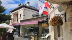 Lake Kawaguchiko Music and Forest Museum Svg+xml,%3Csvg%20xmlns%3D%22http%3A%2F%2Fwww.w3