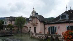 Lake Kawaguchiko Music and Forest Museum Svg+xml,%3Csvg%20xmlns%3D%22http%3A%2F%2Fwww.w3