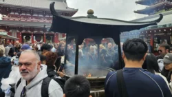 Sensoji Temple Svg+xml,%3Csvg%20xmlns%3D%22http%3A%2F%2Fwww.w3