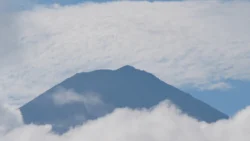 Lake Kawaguchiko Svg+xml,%3Csvg%20xmlns%3D%22http%3A%2F%2Fwww.w3