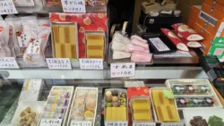 Sensoji Temple Svg+xml,%3Csvg%20xmlns%3D%22http%3A%2F%2Fwww.w3