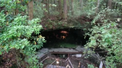 Narusawa Ice Cave Svg+xml,%3Csvg%20xmlns%3D%22http%3A%2F%2Fwww.w3