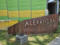 Alexandra Garden Trail Svg+xml,%3Csvg%20xmlns%3D%22http%3A%2F%2Fwww.w3