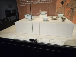 Kaleidoscope in Clay Svg+xml,%3Csvg%20xmlns%3D%22http%3A%2F%2Fwww.w3