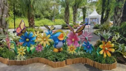 Mid-Autumn Festival 2024 Svg+xml,%3Csvg%20xmlns%3D%22http%3A%2F%2Fwww.w3