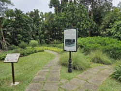 Singapore Botanic Gardens Svg+xml,%3Csvg%20xmlns%3D%22http%3A%2F%2Fwww.w3