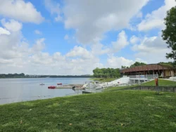 Bedok Reservoir Park Svg+xml,%3Csvg%20xmlns%3D%22http%3A%2F%2Fwww.w3