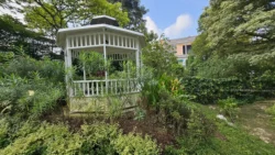 HortPark Svg+xml,%3Csvg%20xmlns%3D%22http%3A%2F%2Fwww.w3