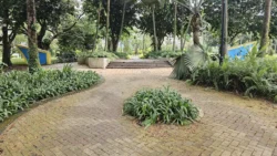 West Coast Park Svg+xml,%3Csvg%20xmlns%3D%22http%3A%2F%2Fwww.w3