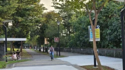 Woodlands Waterfront Park Svg+xml,%3Csvg%20xmlns%3D%22http%3A%2F%2Fwww.w3