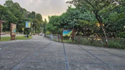 Woodlands Waterfront Park Svg+xml,%3Csvg%20xmlns%3D%22http%3A%2F%2Fwww.w3