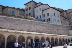 Assisi basilica di san francesco in assisi (umbria) dslr (2)
