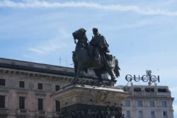 equestrian statue of victor emmanuel ii dslr (6)