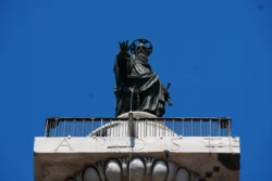 Column of Marcus Aurelius la colonna di marco aurelio dslr (14)