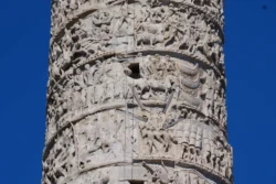 Column of Marcus Aurelius la colonna di marco aurelio dslr (16)