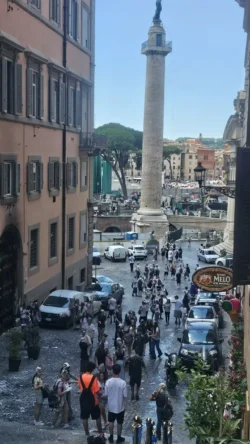 Trajan's Column trajans column (5)